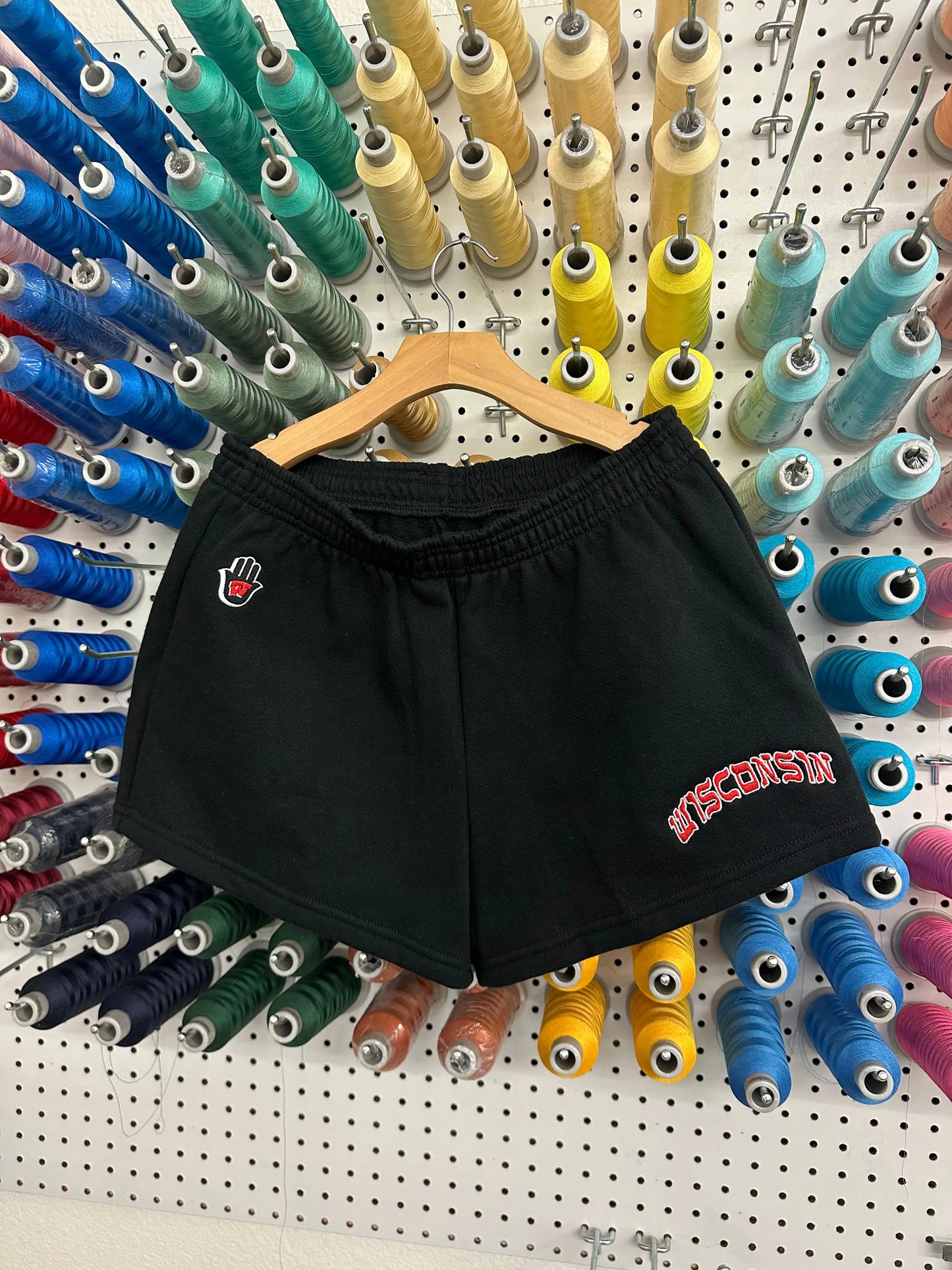 WISCONSIN BLACK SHORTS - Hamsa Club