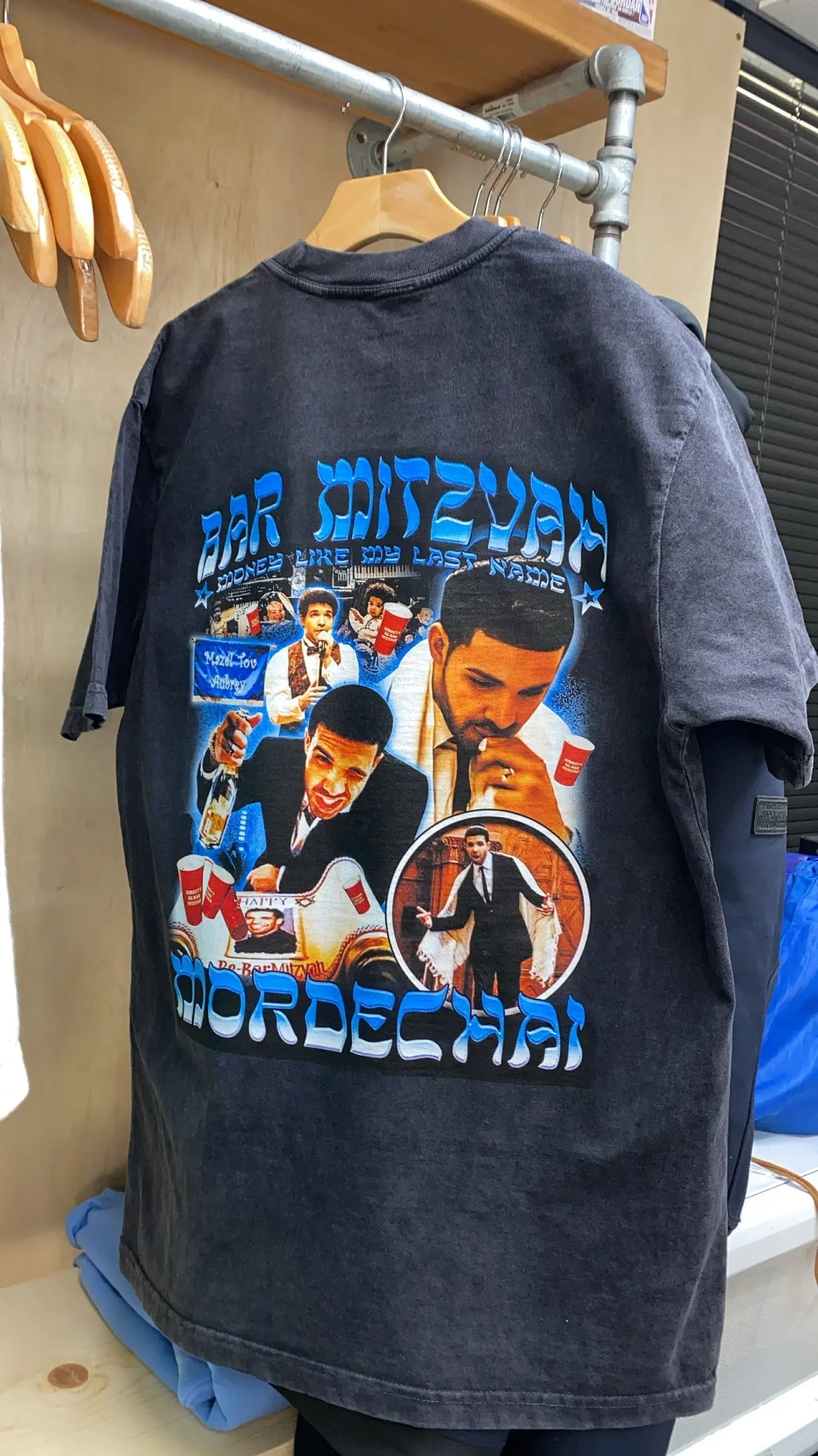 DRAKE TEE - Hamsa Club