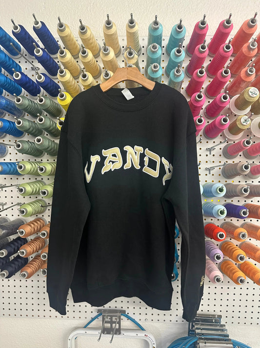 VANDERBILT CREWNECK - Hamsa Club